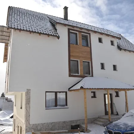 Pegaz Premium Privatan Parking Apartamento *