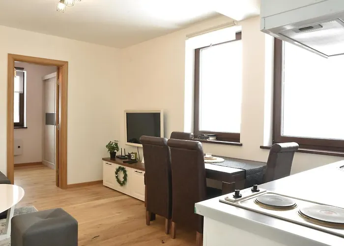 Pegaz Premium Privatan Parking 카파오닉