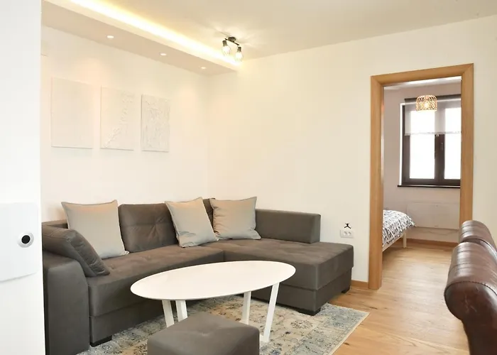 Pegaz Premium Privatan Parking 아파트 *