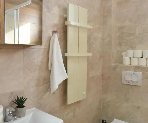 Pegaz Premium Privatan Parking *